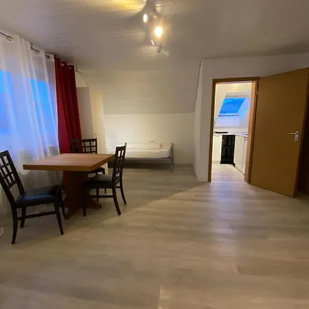 Apartament Monteuren *