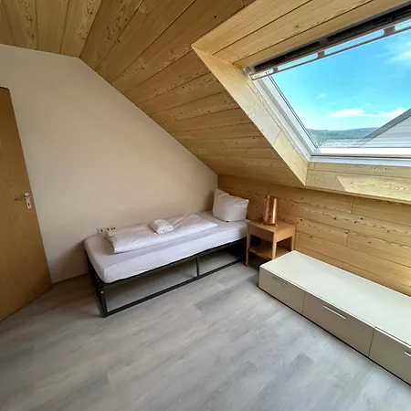 Monteuren * Reutlingen